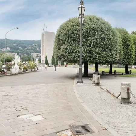 公寓 Lario Promenade *